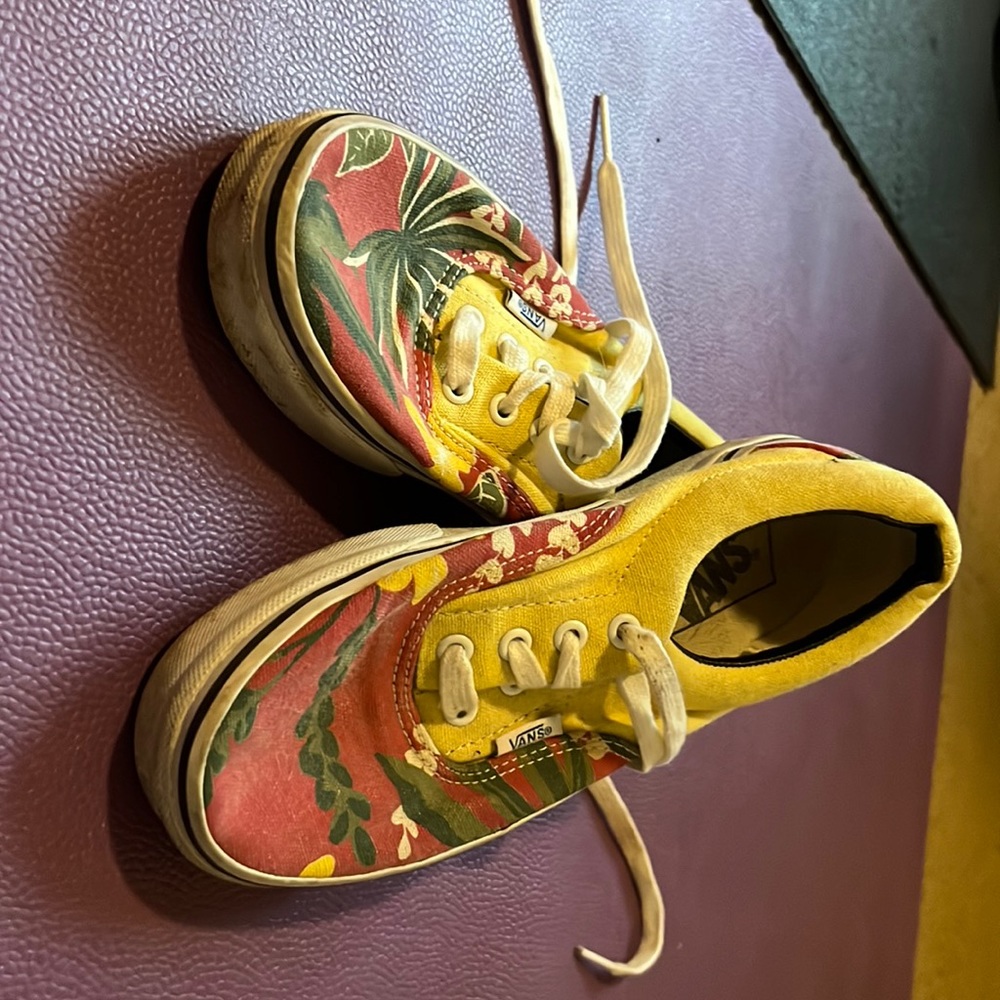 Vans Doren Hawaiian Tropical Sneaker - M 5.5/W 7